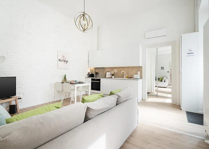 Vanilla Heights Apartment *